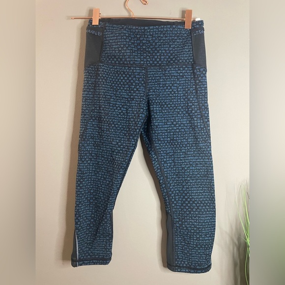 Lululemon Free Runner Crop Shatter Weave Desert Teal Alberta Lake Legging - Picture 5 of 6